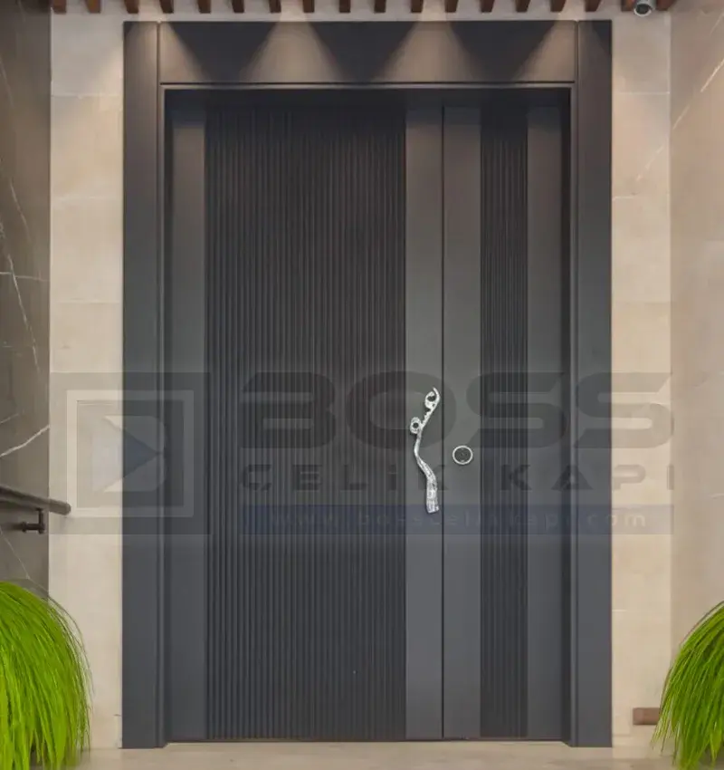 Metalik Çizgili Villa Dış Kapısı Compact