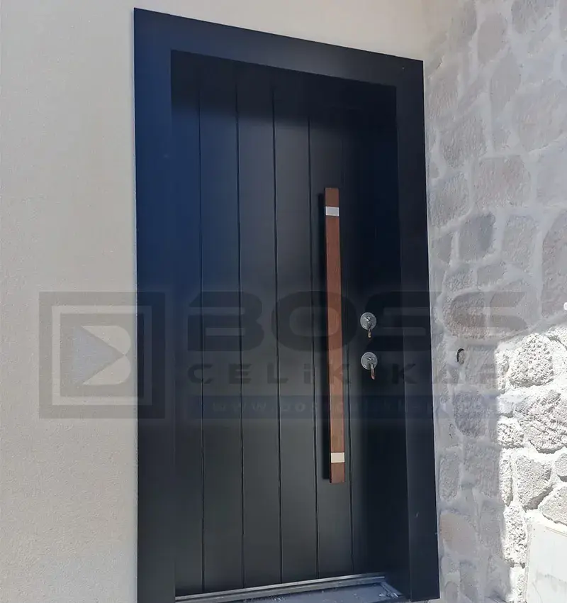 Siyah Kompakt Villa Kapısı