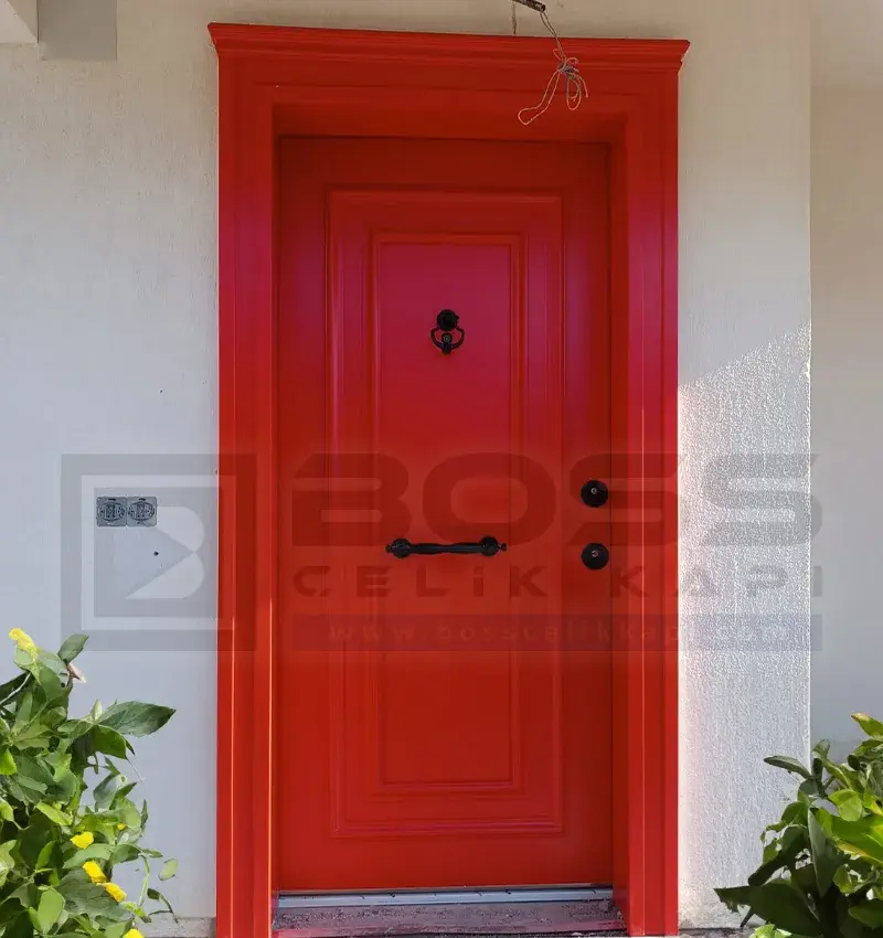 Kırmızı Çelik Kapı Klasik Beyoğlu